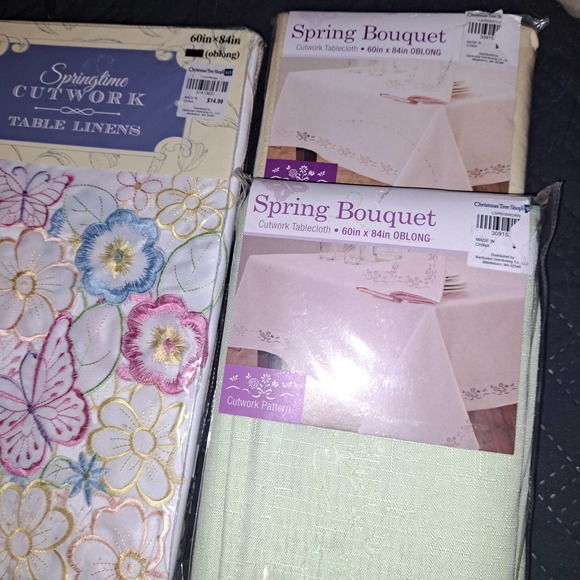 NIB-Celebrate Spring The Christmas Tree Shops Way!! Tablecloths Flower Napkin - Picture 3 of 6